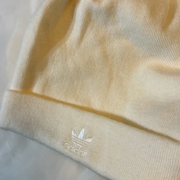 ADIDAS Ivy Park X Adidas Cut-Off Logo Beanie off White NWOT  display picture 1